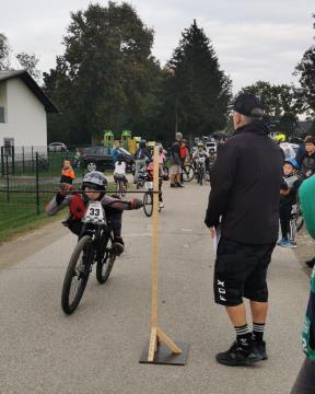 PRIDI,UPAJ, POPRAVI, IZMENJAJ, NAUČI. KER SMO TRAJNOSNO POVEZANI (8)